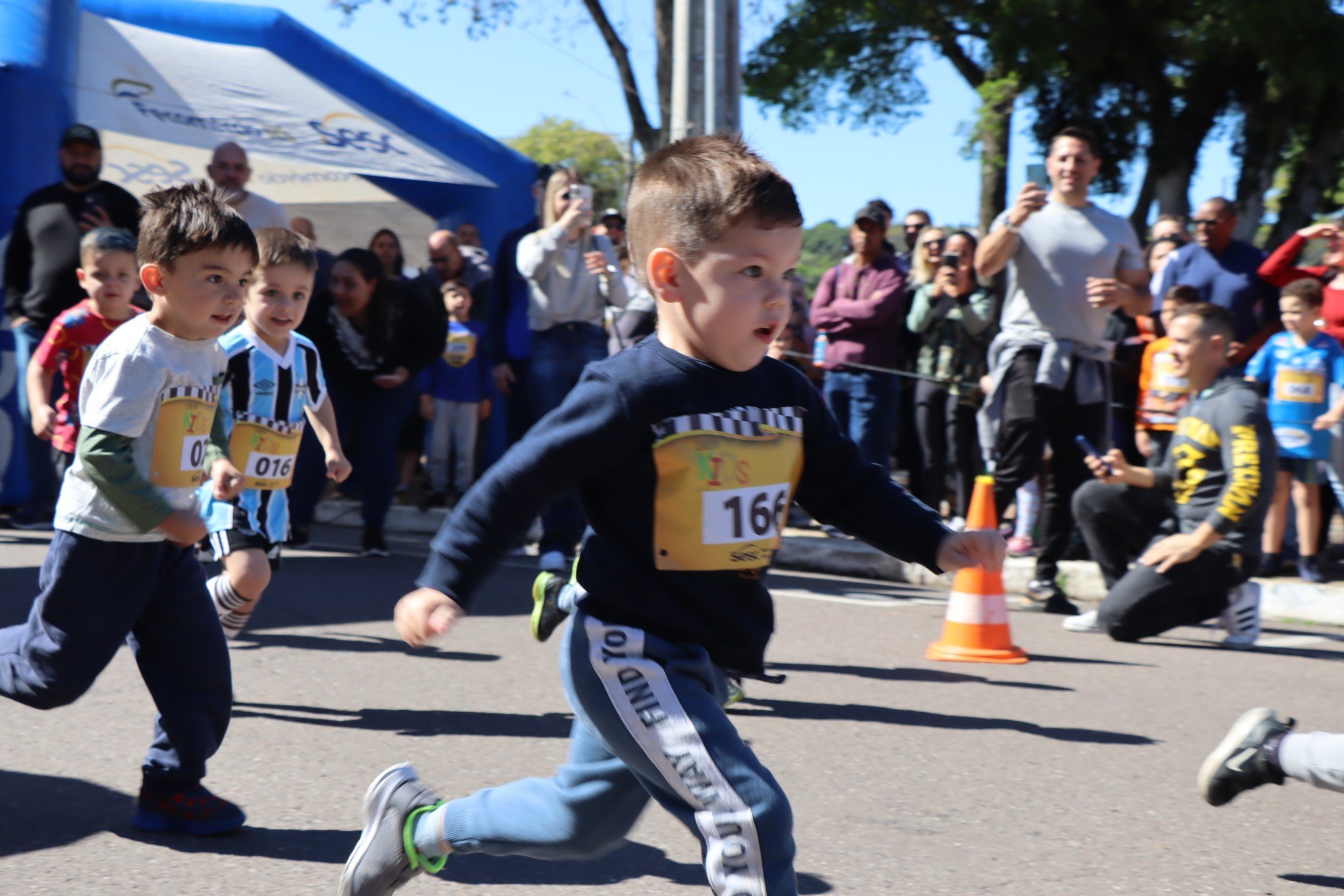 Corrida Kids reúne 250 participantes em Estância Velha