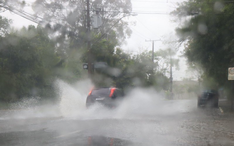 PREVISÃO DO TEMPO: RS pode ter chuva excessiva nesta terça-feira, alerta MetSul | Jornal NH