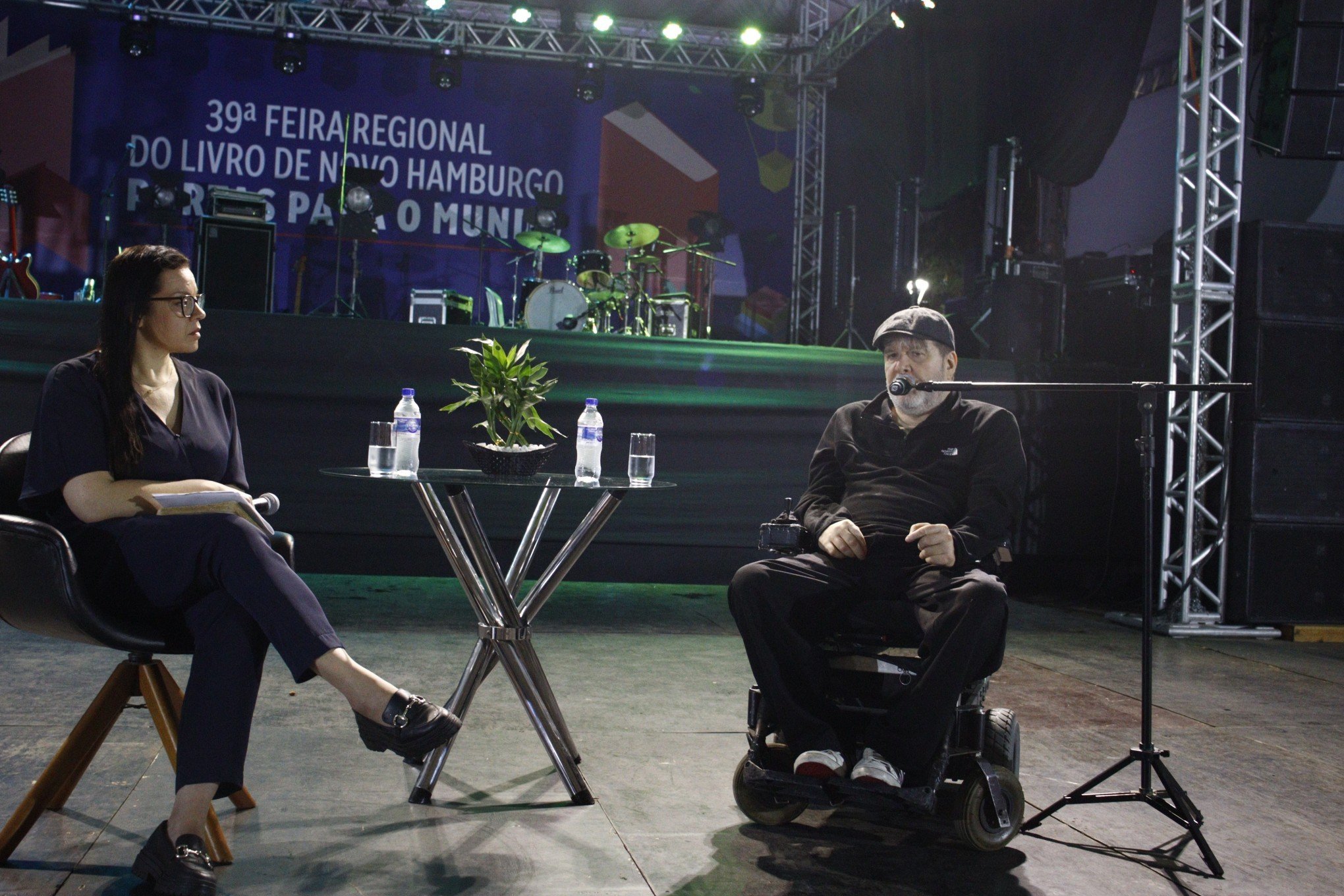 Marcelo Rubens Paiva conversa com público da 39ª Feira do Livro de Novo Hamburgo | Jornal NH