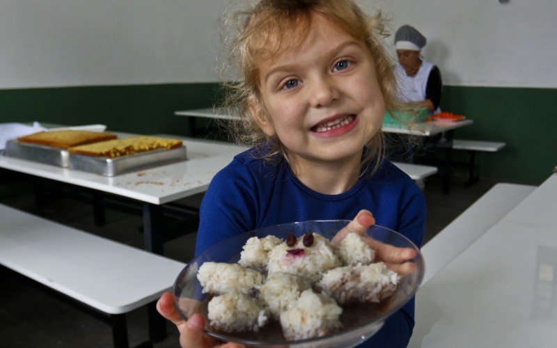  18/10/2023  COMIDA CRIATIVA NA ESCOLA