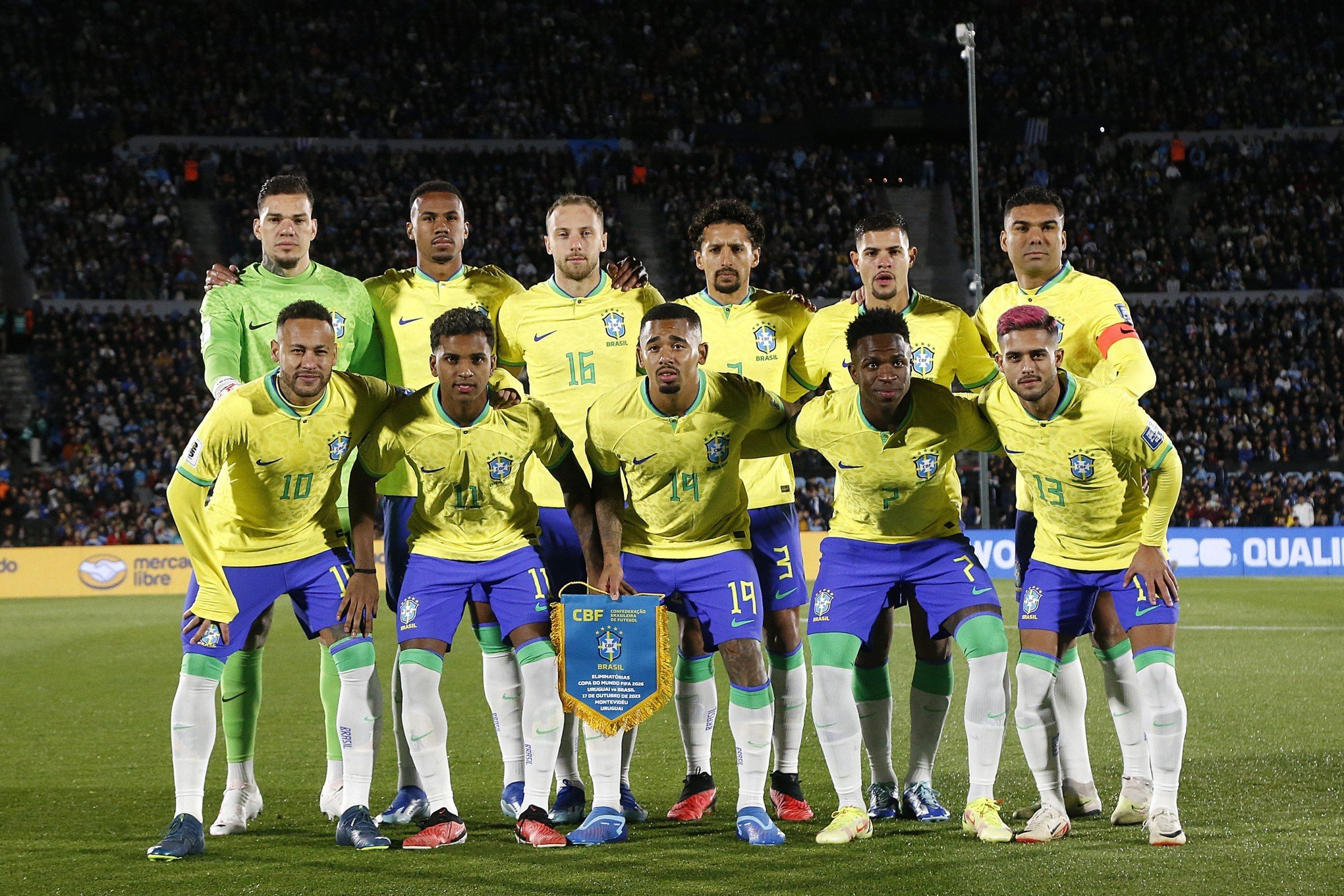 VÍDEO: Galvão Bueno detona a seleção após derrota para o Uruguai