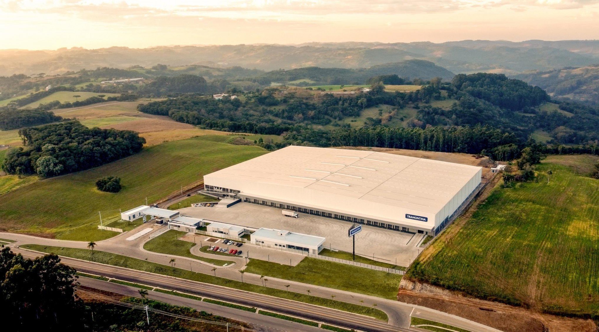 Empresa investe mais de R$ 60 milhões em novo centro logístico na Serra