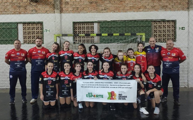 Equipe Infantil da AECB | Jornal NH