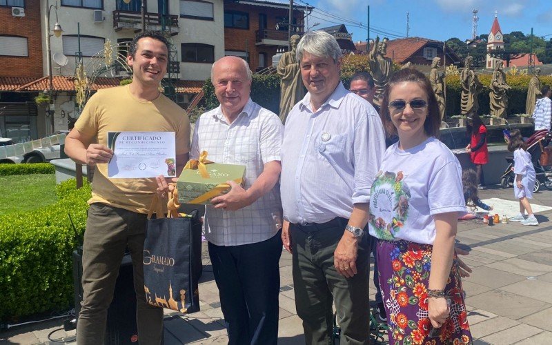 LanÃ§amento da segunda etapa do programa Fauna Silvestre do Meio Ambiente de Gramado