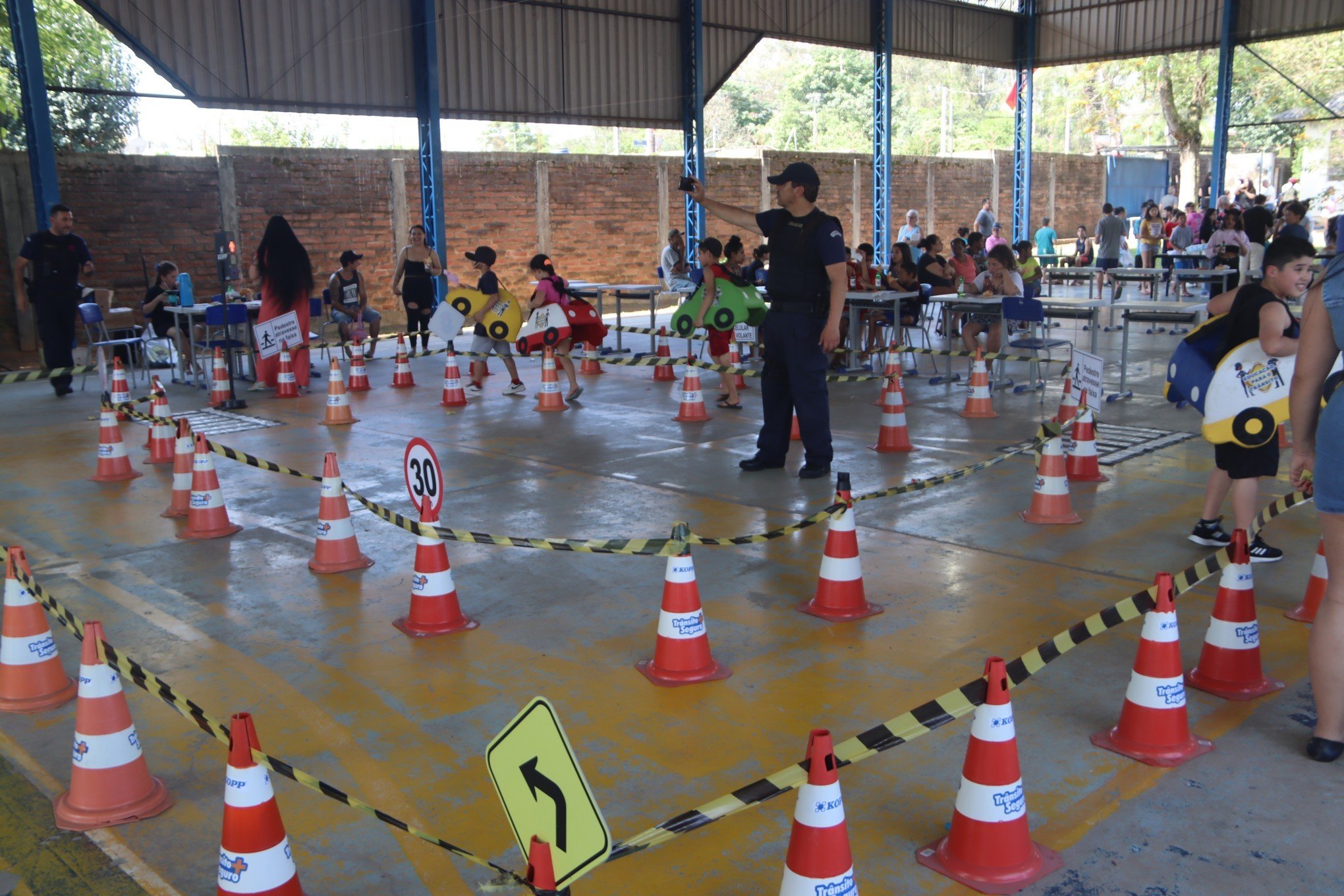 Projeto CrianÃ§a CidadÃ£ da Acist, na Escola Dilza Flores 