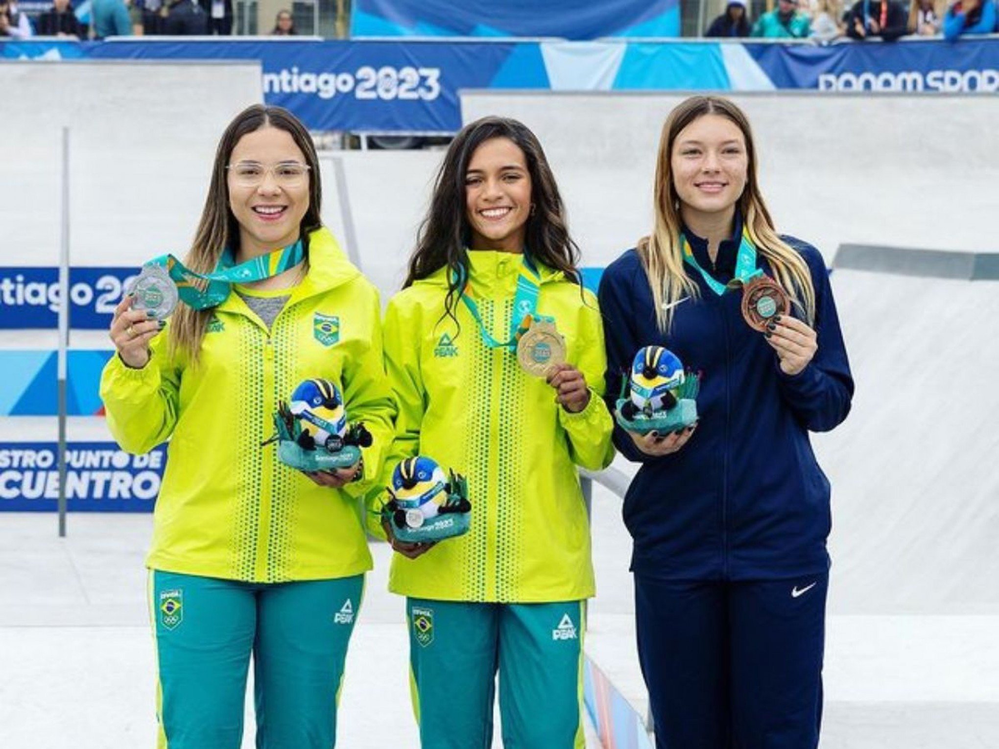 Brasil faz dobradinha no pódio do skate street feminino Rayssa Leal e Pâmela Rosa nos Jogos Pan-Americanos