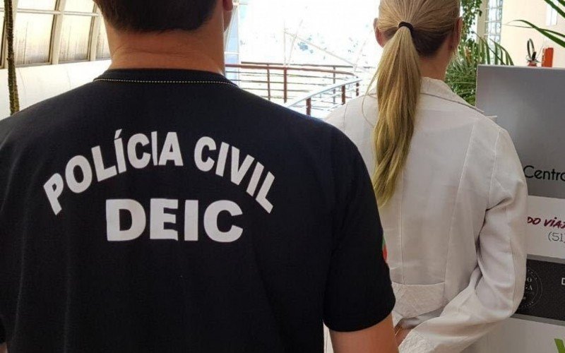A enfermeira Luciana Rihl, dona da clÃnica Vacix, foi presa em flagrante em fevereiro de 2018 | Jornal NH