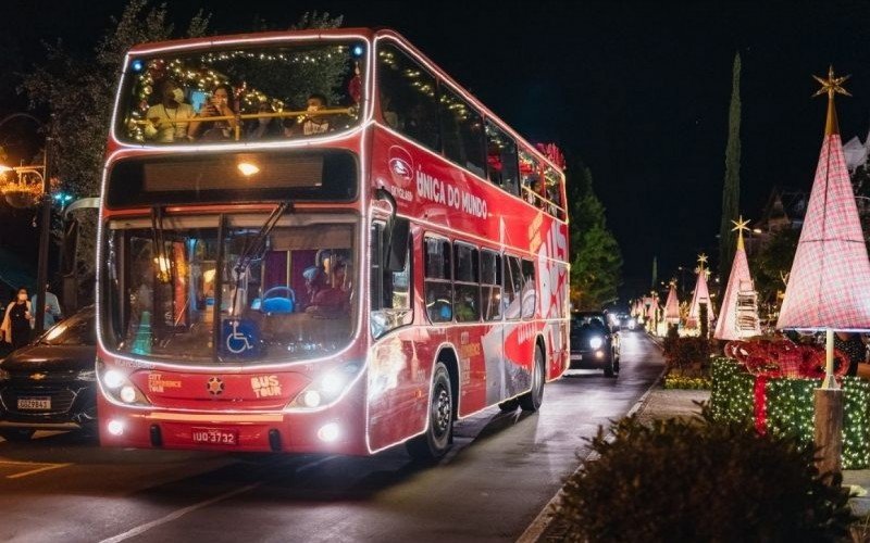 Bustour com programação de Natal