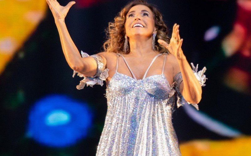 Grammy Latino homenageia cantora Daniela Mercury: "A vida presta"