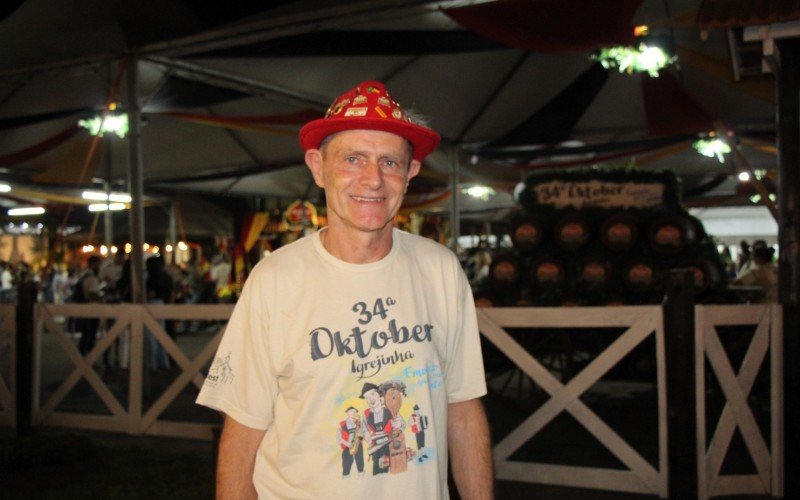 Amauri Ademir Heidrich e a esposa, MÃ¡rcia Sdahl Heidrich sÃ£o voluntÃ¡rios desde a primeira ediÃ§Ã£o da Oktoberfest de Igrejinha