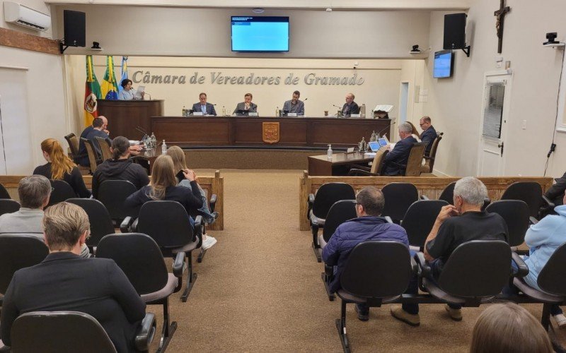 Enfermagem: vereadores aprovam pagamento na diferença remuneratória para cumprimento do piso
