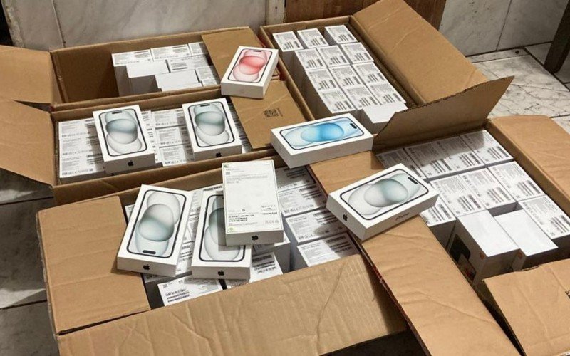 Casa R$ 5 milhÃµes em condomÃ­nio de luxo e iPhonesÂ sÃ£oÂ apreendidos em operaÃ§Ã£o da PF no litoral e na regiÃ£o metropolitana