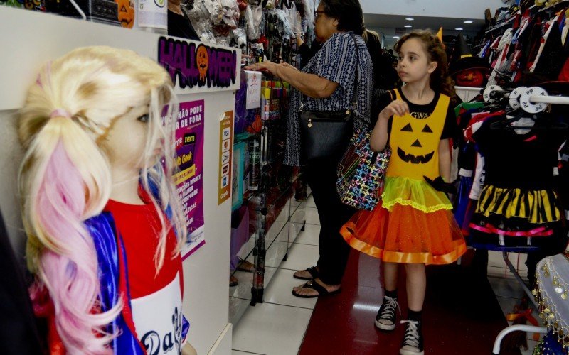  26/10/2023  HALLOWEEN - FANTASIA E DOCES