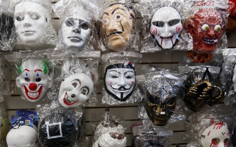  26/10/2023  HALLOWEEN - FANTASIA E DOCES