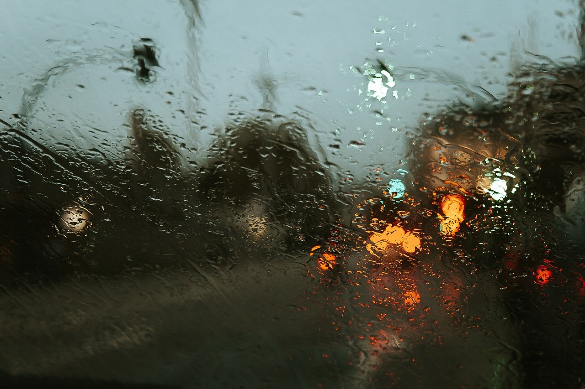 PREVISÃO DO TEMPO: Último dia de verão deve ser marcado por chuva no RS; confira