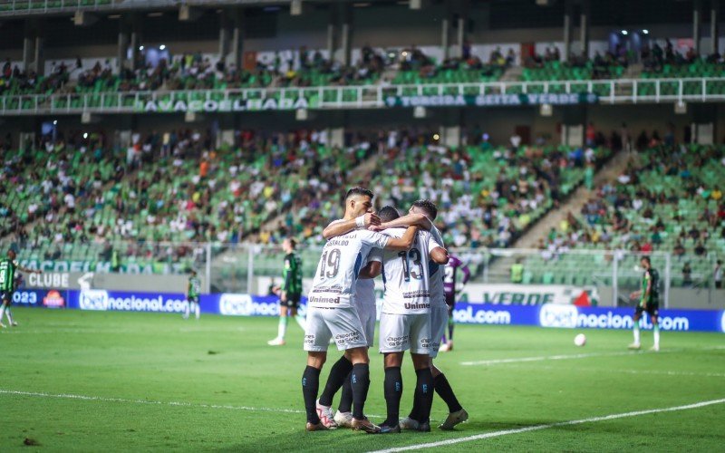Fora de casa, Grêmio vence América por 4 a 3 pelo Brasileirão  | Jornal NH