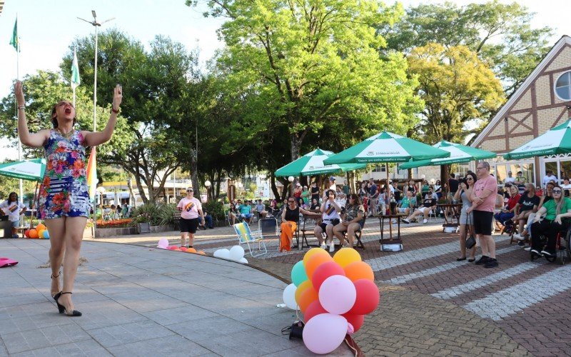 Com artes e conscientização, Estância Velha celebra a diversidade