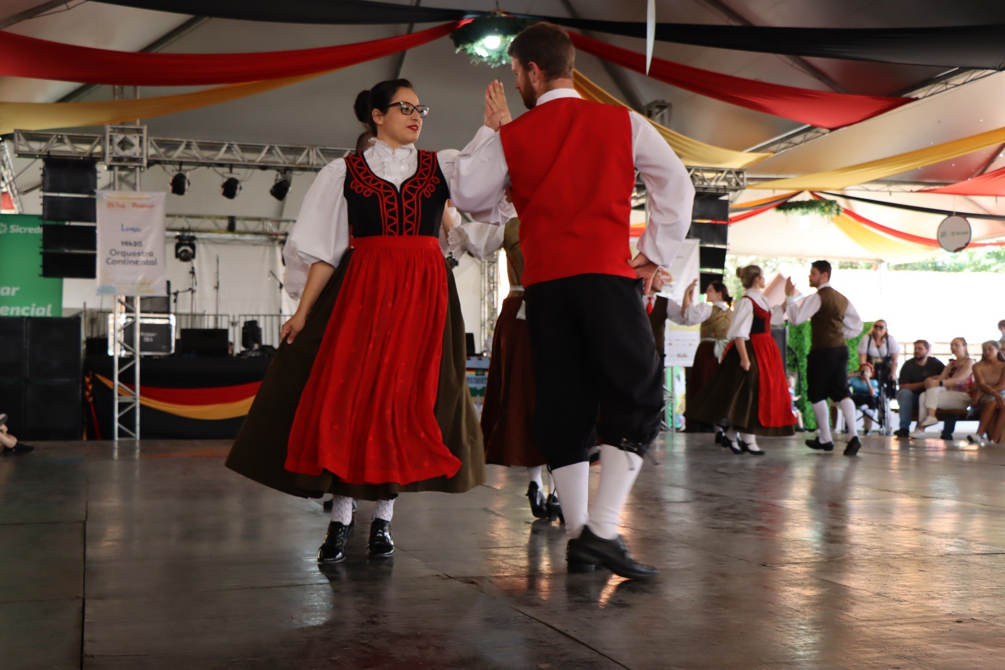 Despedida da Oktoberfest de Igrejinha ocorreu neste domingo (29) | Jornal NH