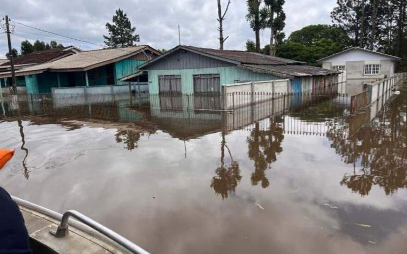 Paraná tem 70 municípios atingidos pela chuvarada | Jornal NH