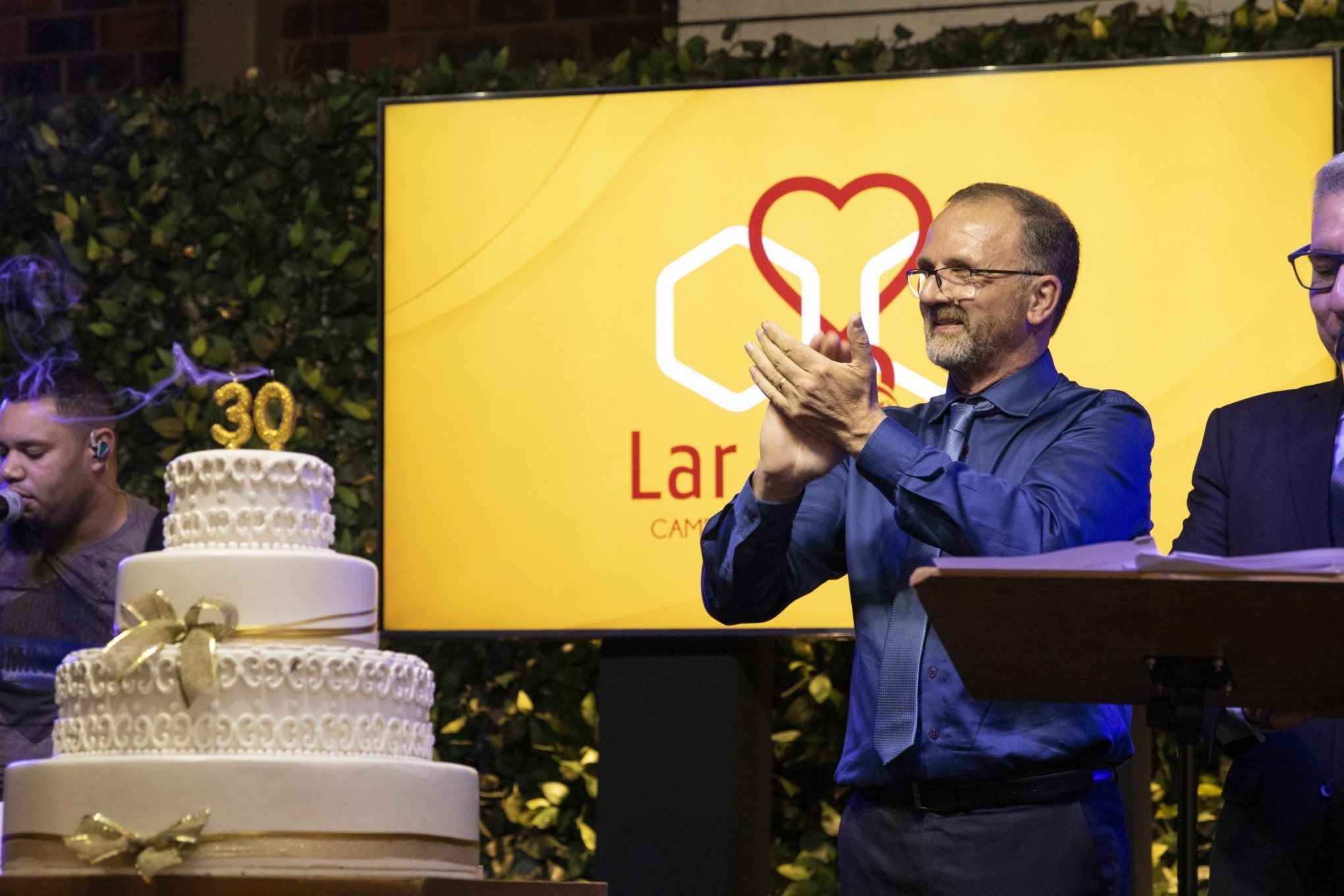 Lar Colmeia celebra 30 anos e lança campanha para doações
