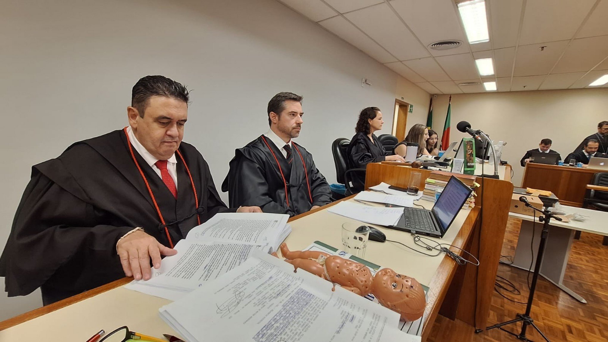 O promotor Eugenio Paes Amorim foi agredido por um parente da ré | Jornal NH