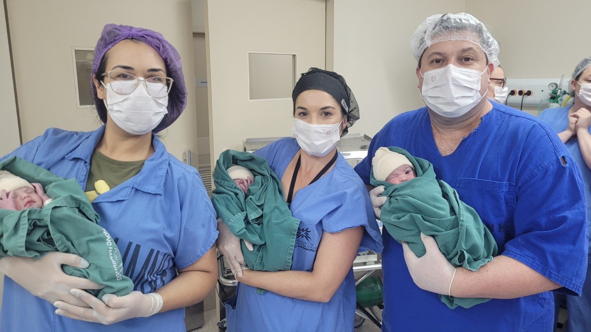 Sophia, Alice e Luiza chegaram nesta terÃ§a-feira com 33 semanas e 6 dias