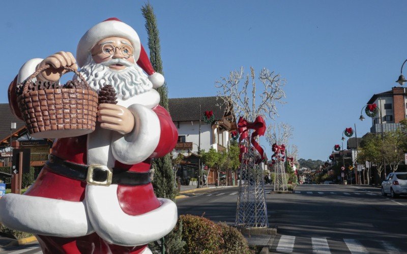 Número de turistas no Natal Luz deve aumentar com procura por atrações mais baratas