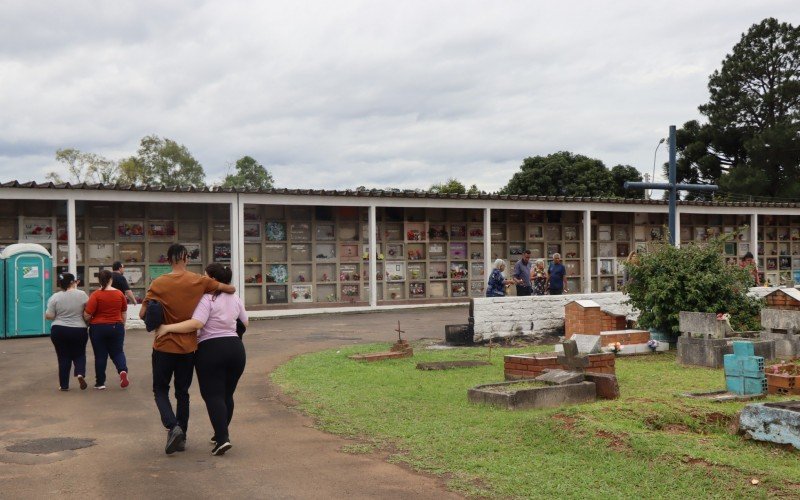 CemitÃ©rio Municipal Willy Martin