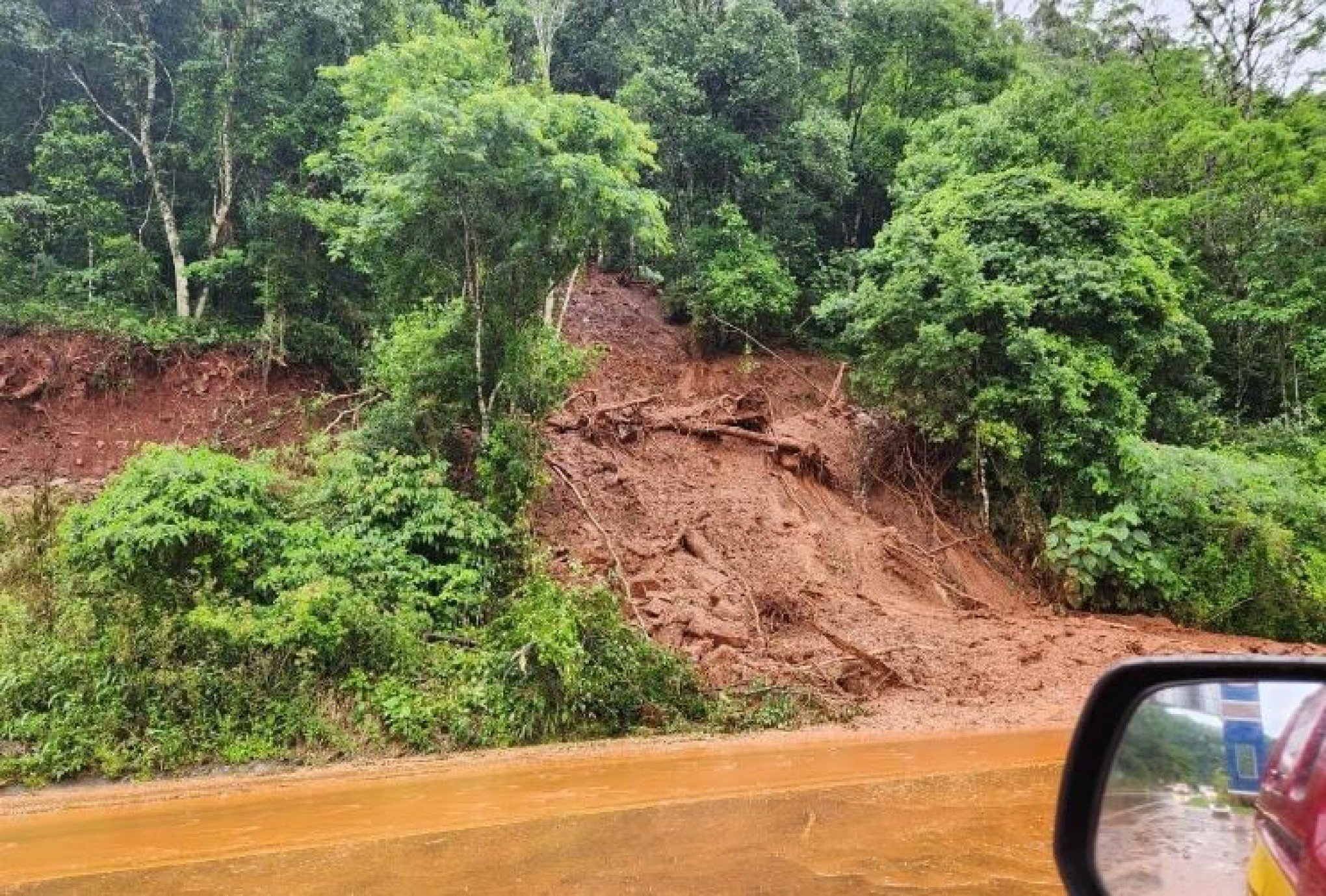 Chuva forte volta a provocar estragos em municípios gaúchos, informa Defesa Civil