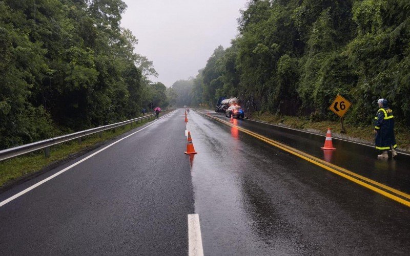 Trecho da BR-153 está bloqueado em Erechim | Jornal NH