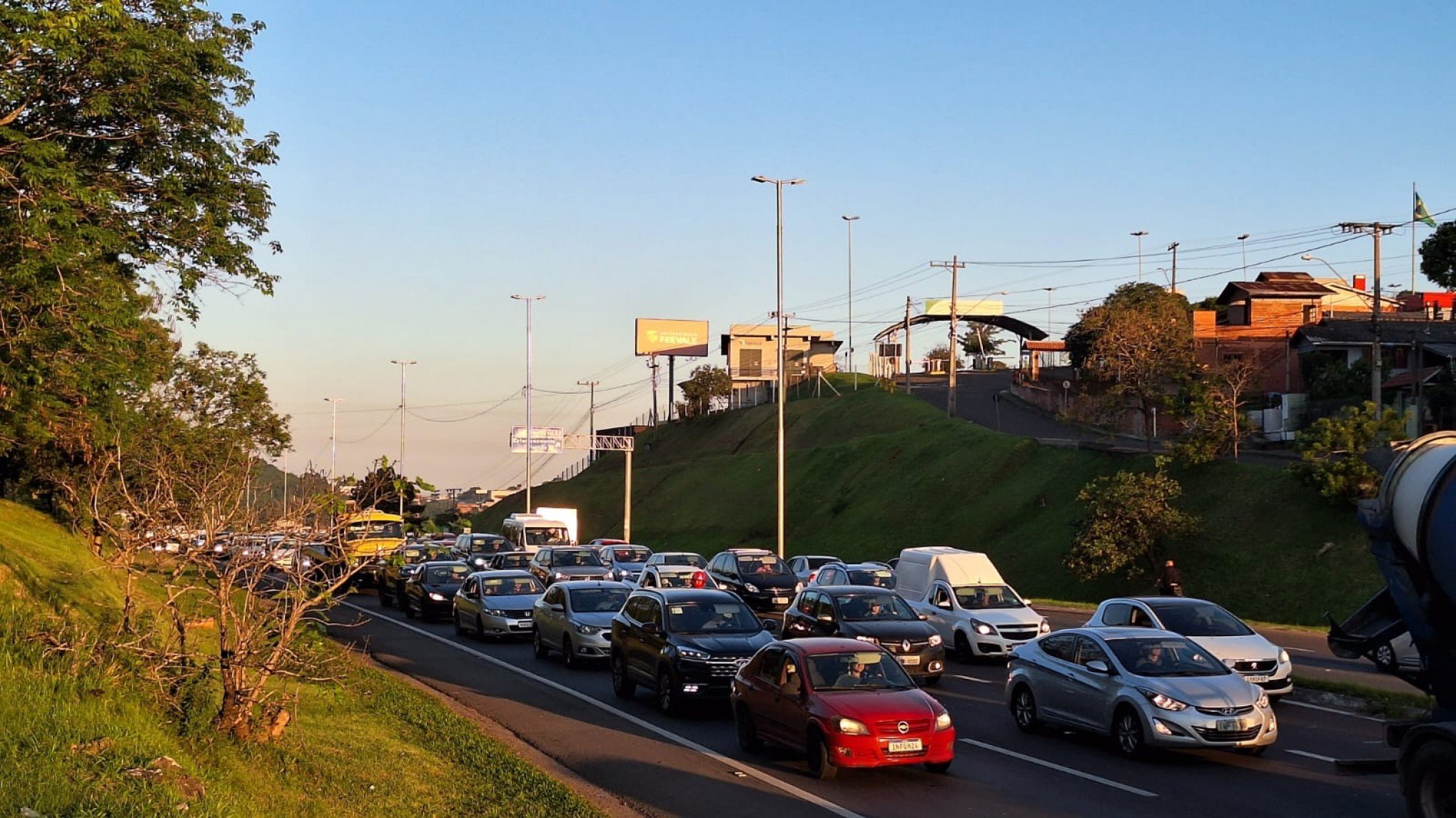 RS-239: Trecho da rodovia em Novo Hamburgo tem lentidão nesta terça-feira