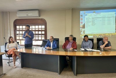 Autoridades acompanharam a apresentação dos projetos