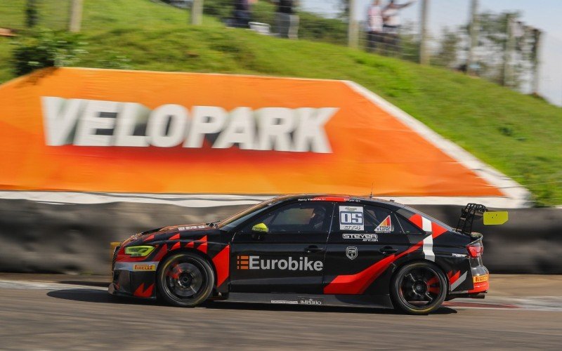 Audi RS3 TCR #05 (Eurobike), de Henry Visconde e Marco Túlio, estará no Velopark neste fim de semana | Jornal NH