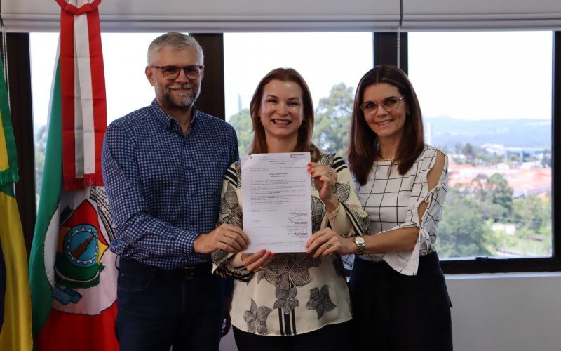 Rodrigo Hoelzl, Fatima Daudt e Roberta Gomes de Oliveira