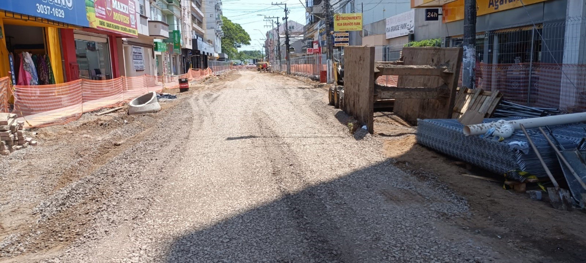 Galeria pluvial Ã© concluÃ­da e rede subterrÃ¢nea da Rua IndependÃªncia Ã© iniciada