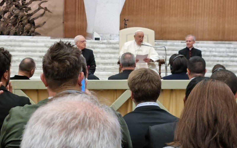 Papa Francisco esteve em audiência neste sábado (11) em Roma | Jornal NH