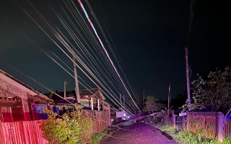 Temporal provou a queda de postes de energia elÃ©trica em Nova Santa Rita 