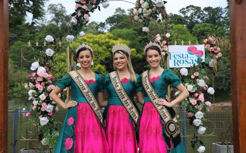 As soberanas FlÃ¡via, LÃ­via e Amanda