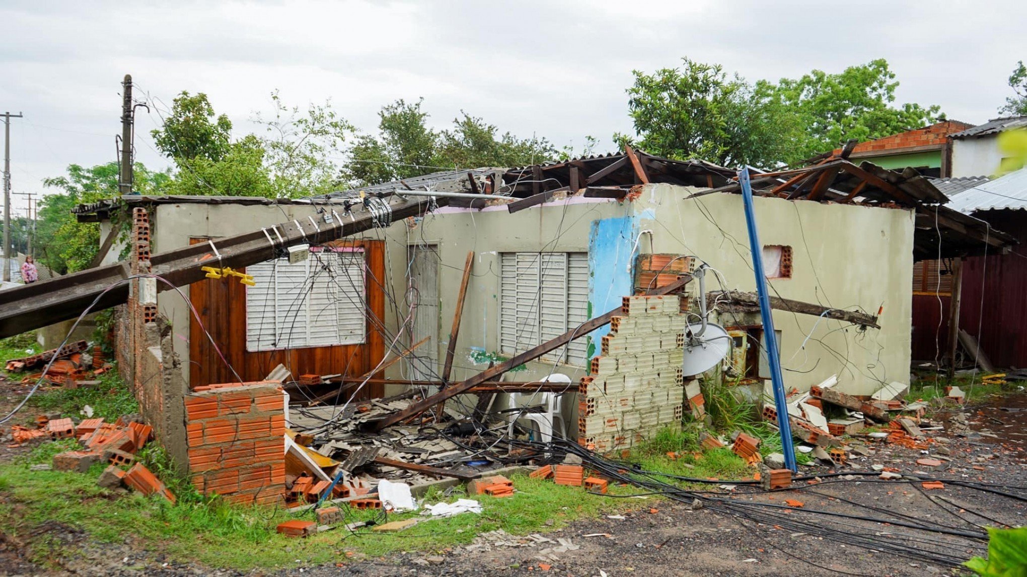 TORNADO? Municípios da região são atingidos por fenômeno atípico. "Foi uma situação bem assustadora", diz prefeito de Santo Antônio da Patrulha