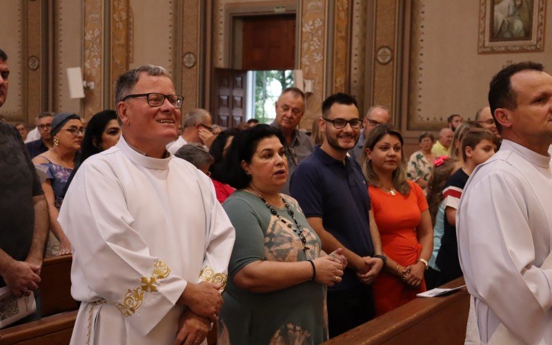 DiÃ¡cono Adriano MÃ¼ller e a famÃ­lia