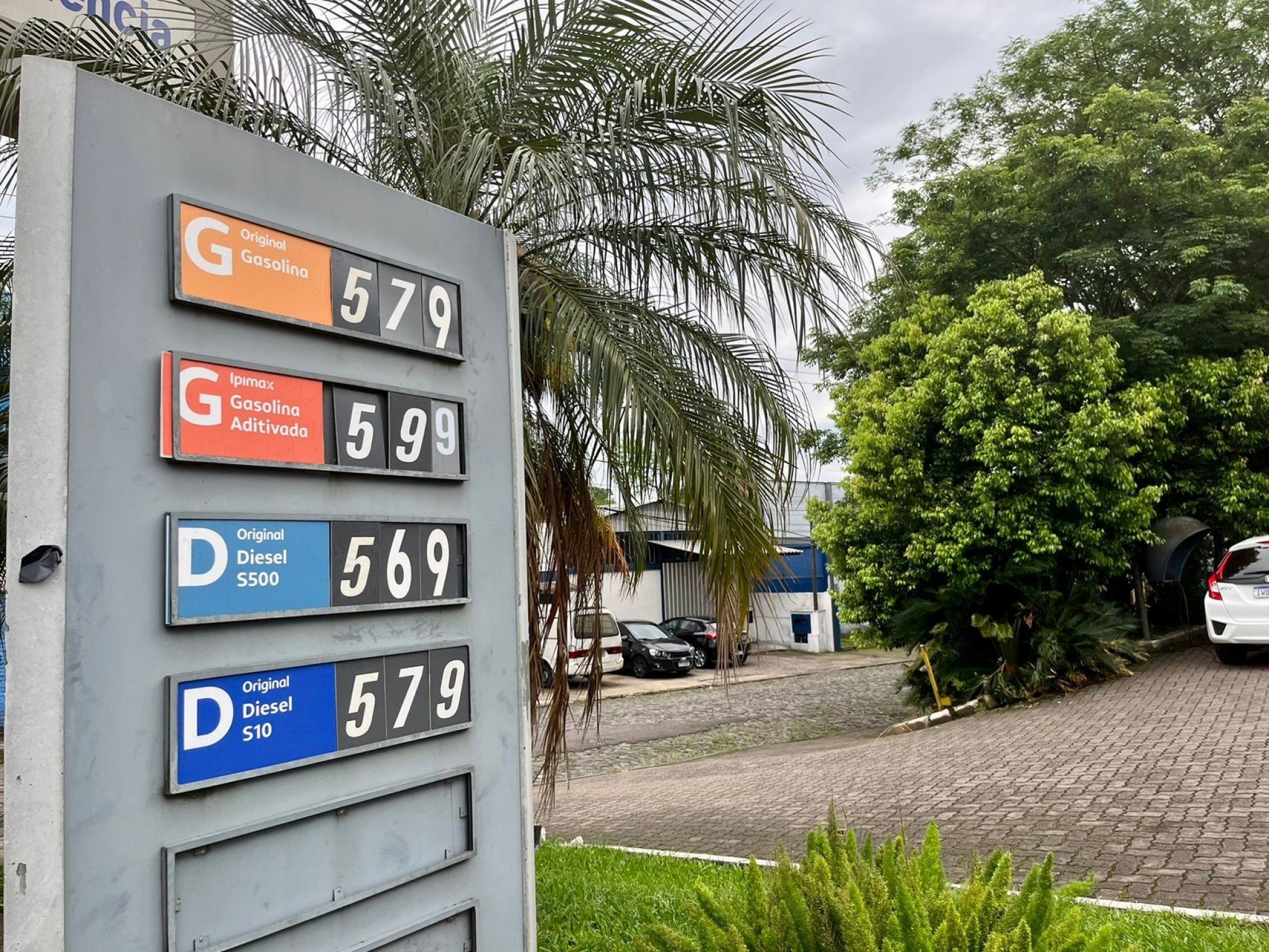 Preço da gasolina sobe em postos de São Leopoldo