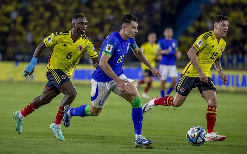 Martinelli fez o gol do Brasil em uma partida onde a defesa brasileira sofreu um apagão | abc+