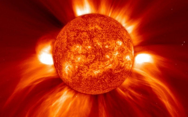 Supertempestade solar é quando o astro ejeta massa coronal (EMC) no espaço | Jornal NH