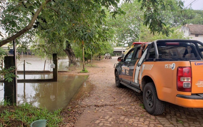 Nível do Rio dos Sinos sobe e Defesa Civil em alerta