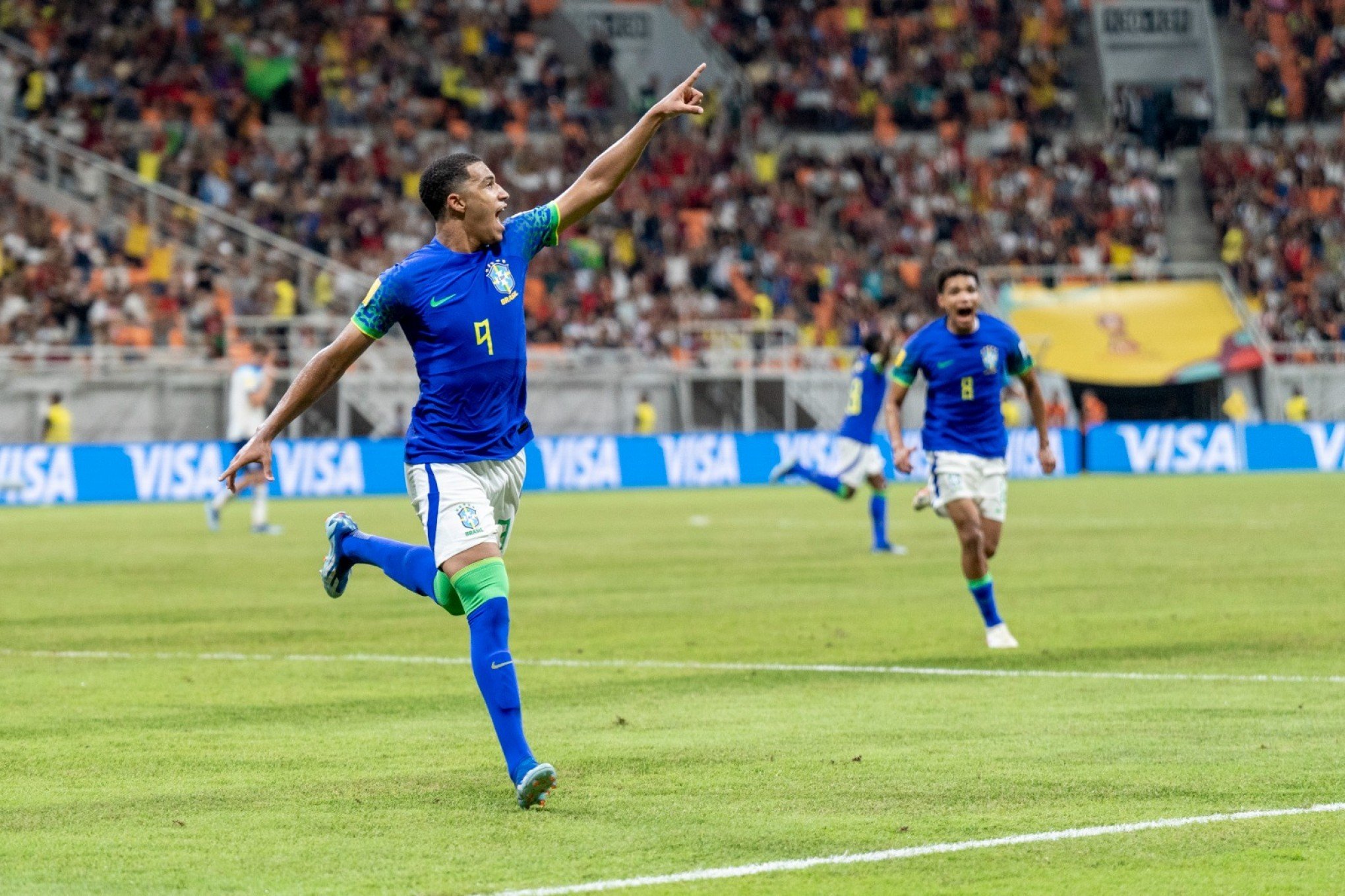 Brasil vence Irã com facilidade na estreia da Copa do Mundo de