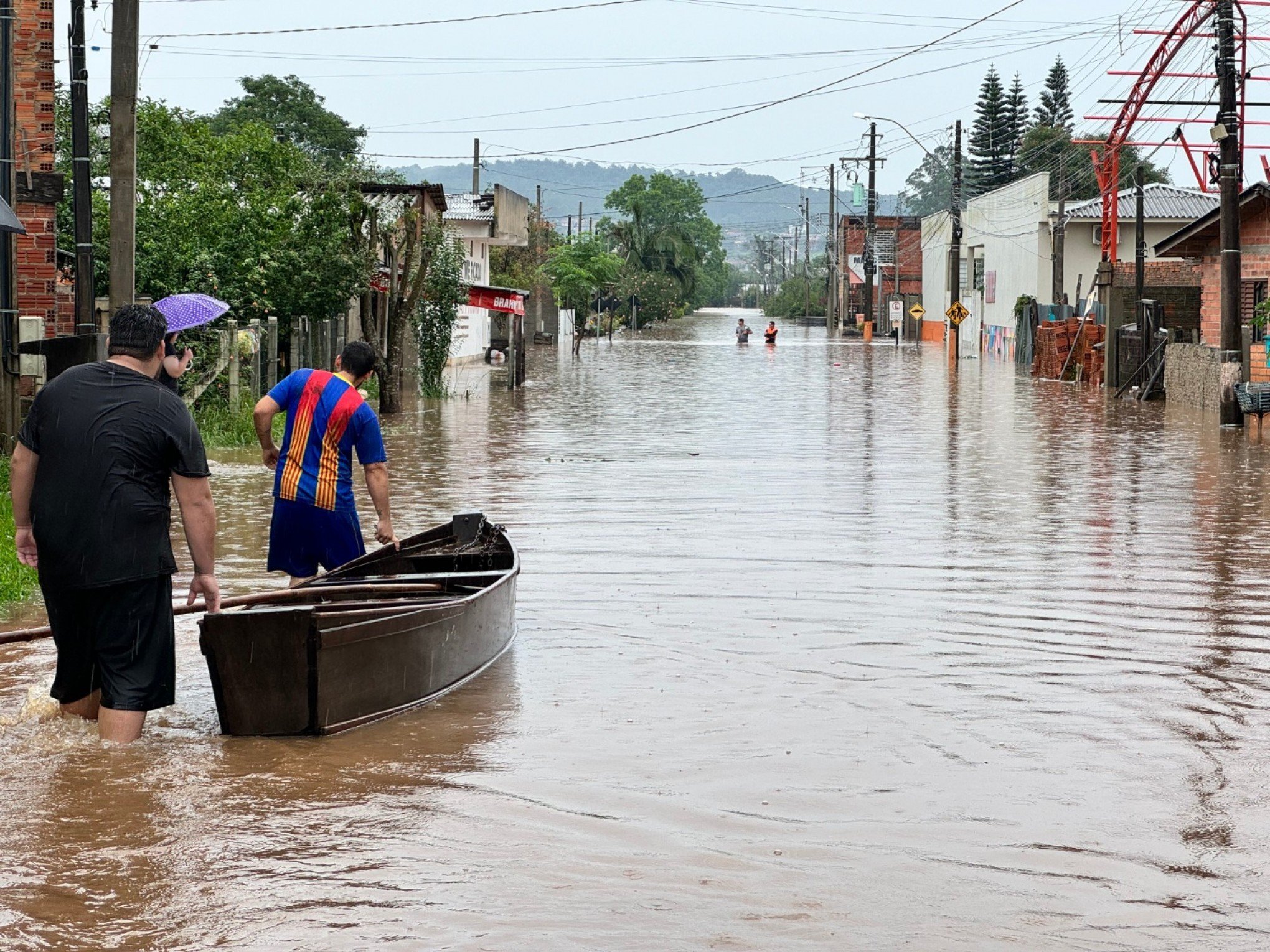 TEMPORAL: Enchente já deixa mais de 650 pessoas fora de casa em Taquara