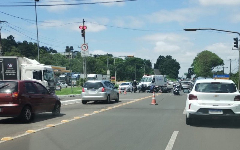 Acidente de trânsito na BR-116, em Novo Hamburgo | Jornal NH