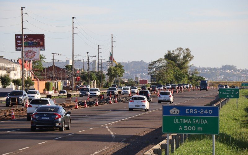 Dnit fez a retirada dos postes entre os km 243 e 240