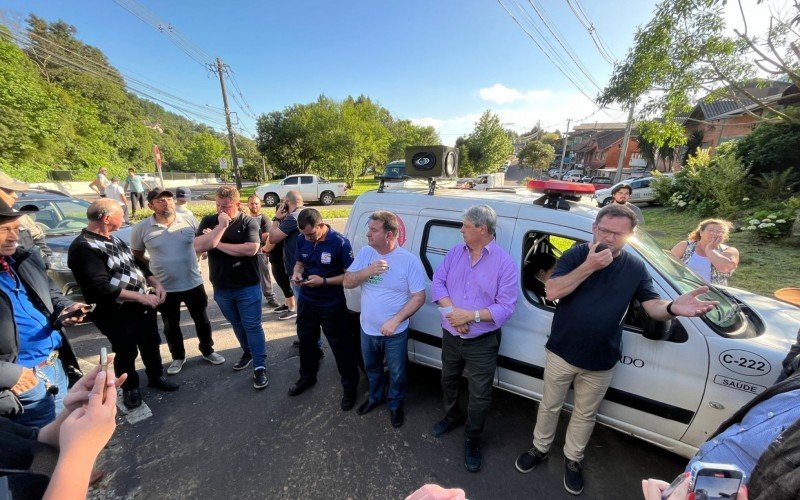 Prefeito reuniu comunidade na tarde de domingo  | Jornal NH