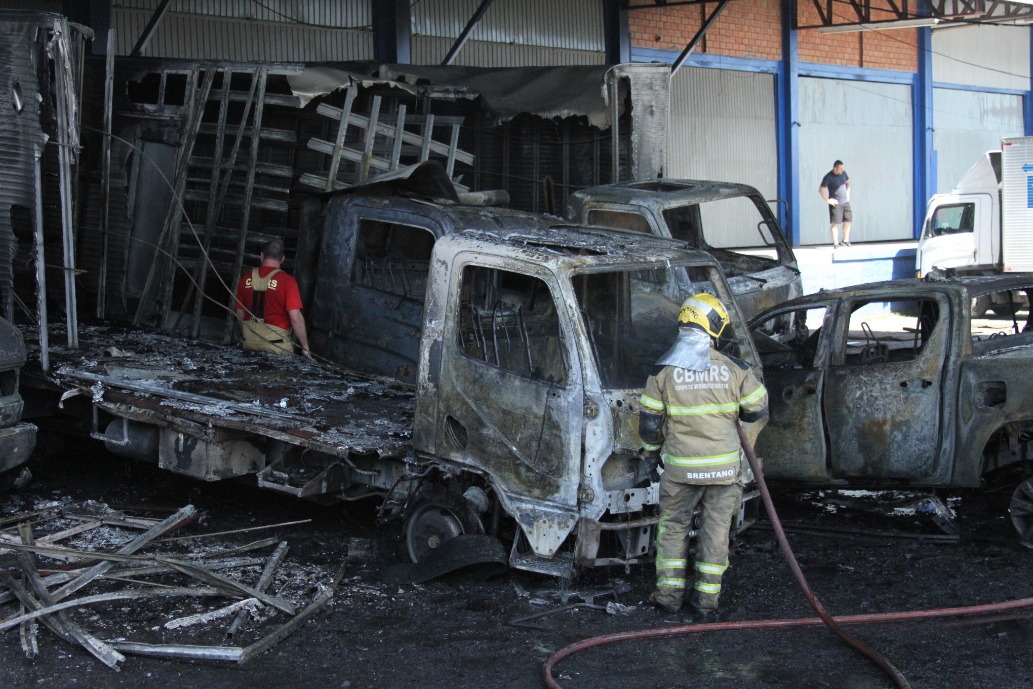 Incêndio em empresa de Novo Hamburgo causa danos de R$ 2 milhões